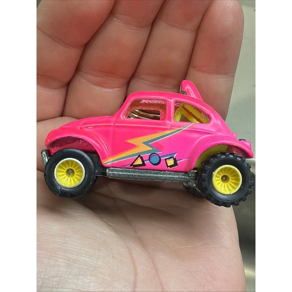 1983 HOT WHEELS CALIFORNIA CUSTOM VW BAJA BUG BEETLE PINK W/REAL RIDERS‎